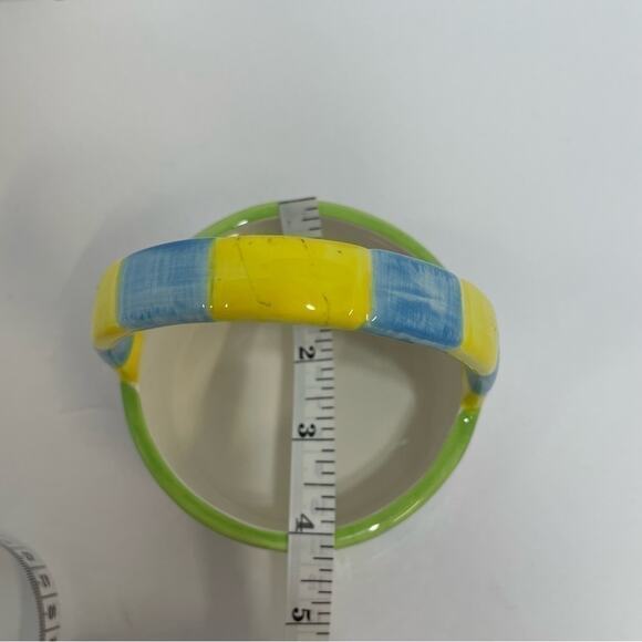 Ceramic Easter Bunny Basket gift accent decor piece - Picture 6 of 7